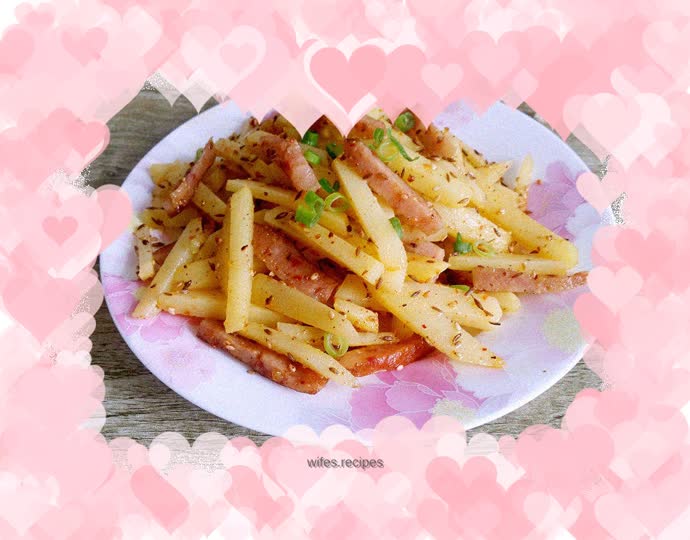 Fried Sausage with Cumin Potato Chips