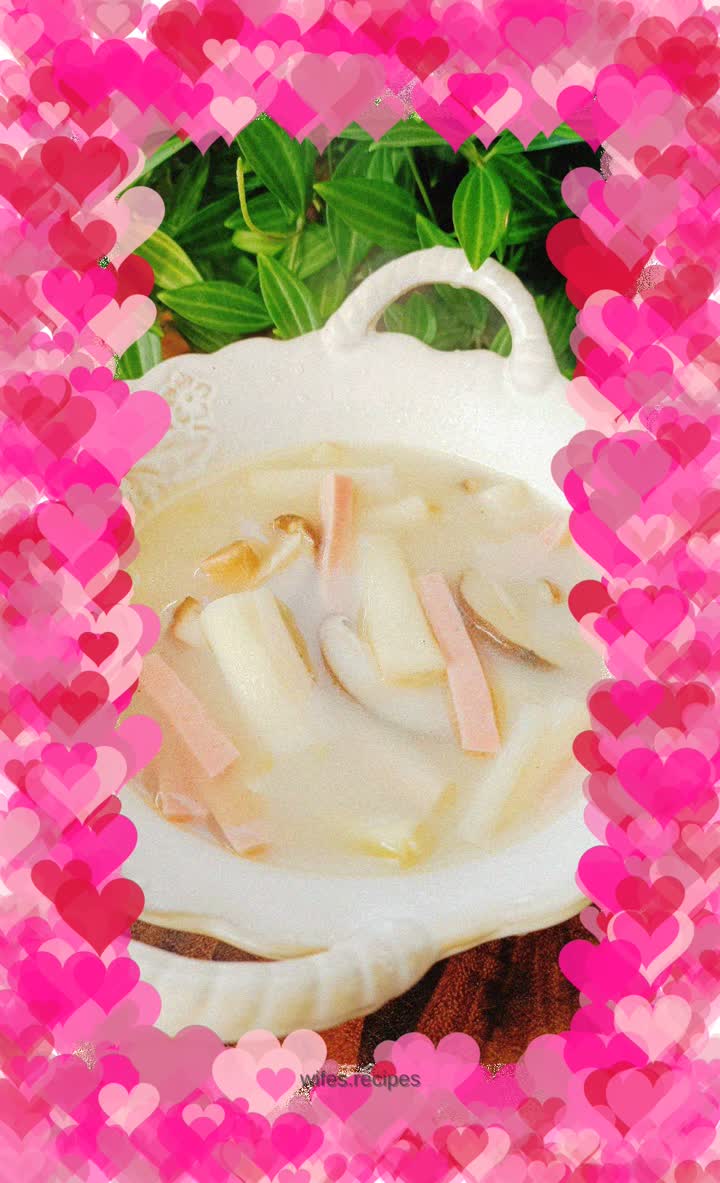 Milk soup with cattail