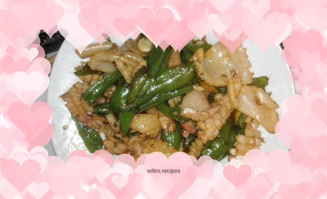 Fried squid with chili pepper