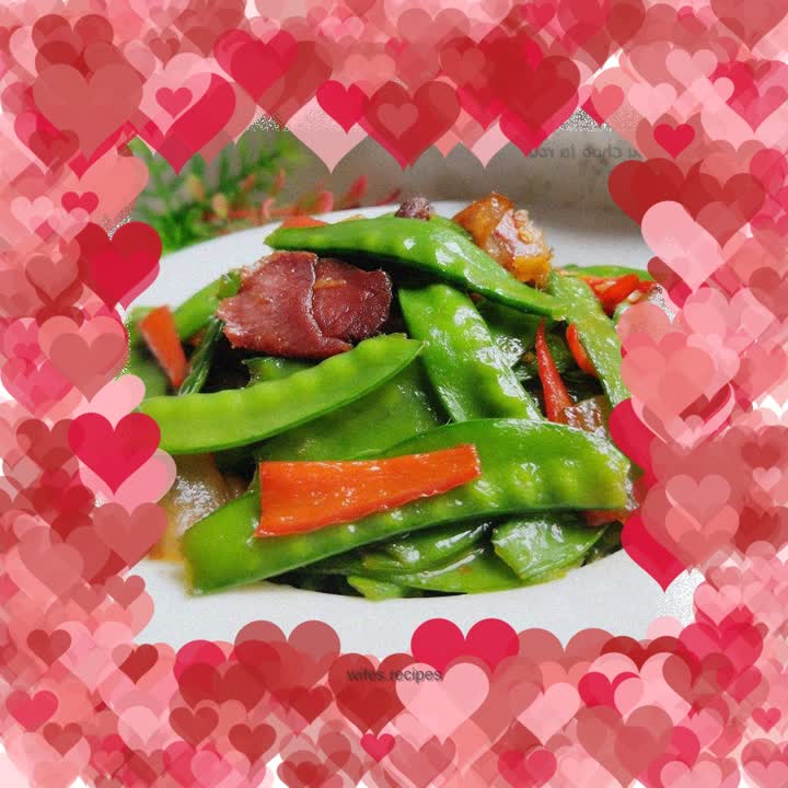 Stir-fried bacon with snow peas