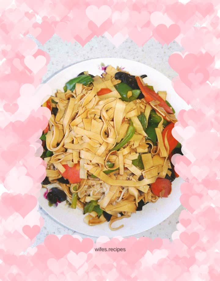 Stir-fried tofu skin with mixed vegetables