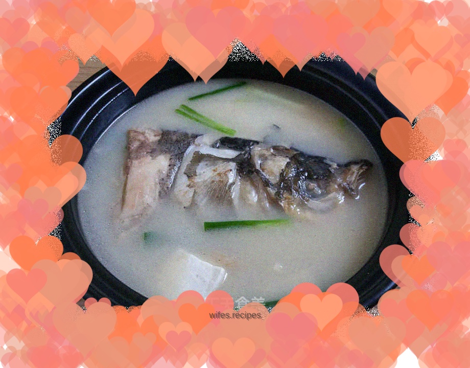Fish head and tofu soup