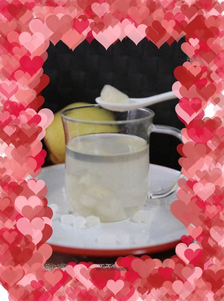 Rock sugar pear water-the most suitable drink for children in winter