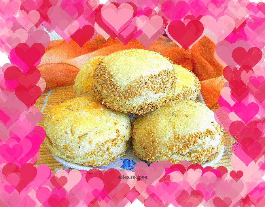 Brown sugar sesame cake