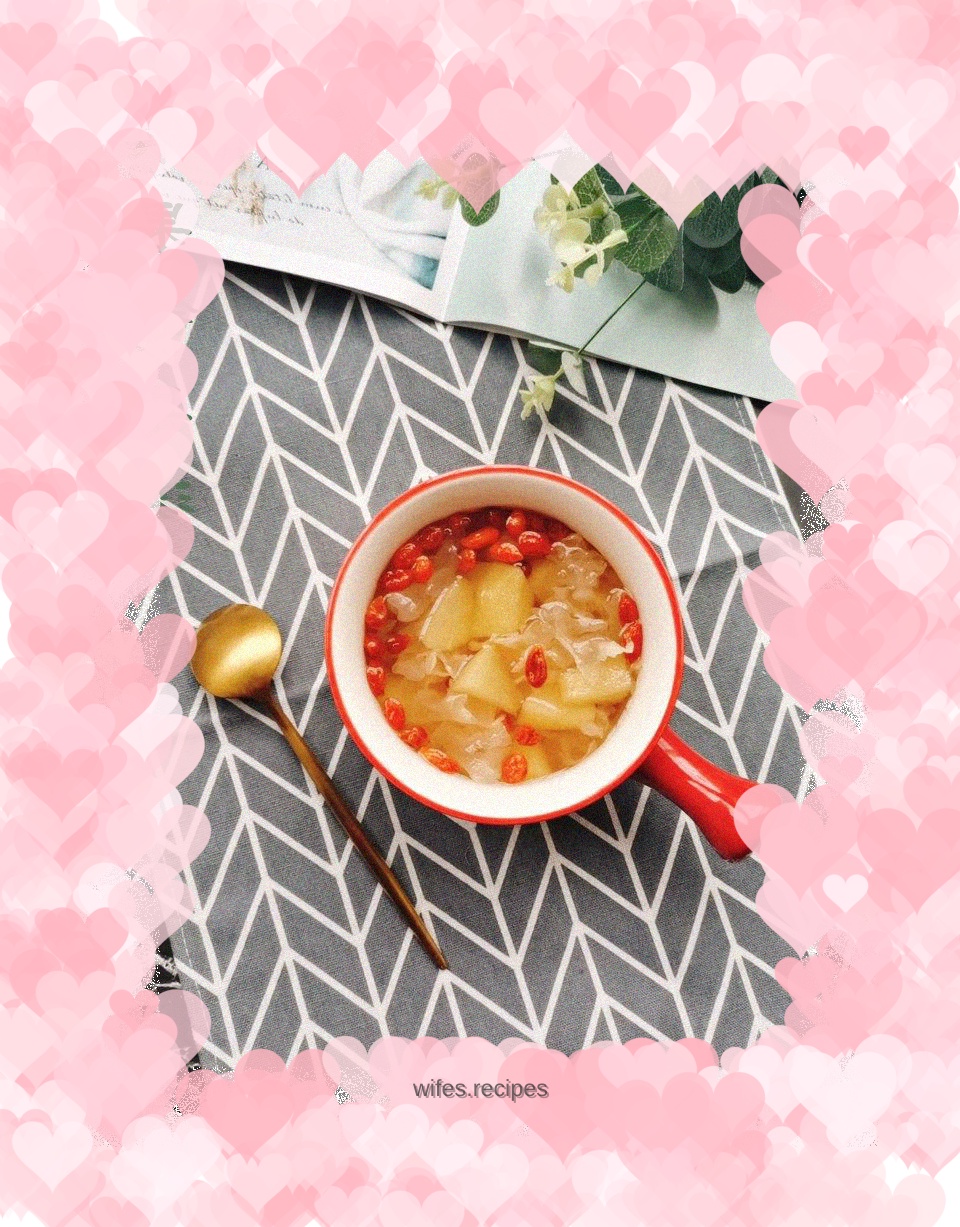 Apple Tremella Soup