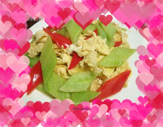 Cucumber scrambled eggs