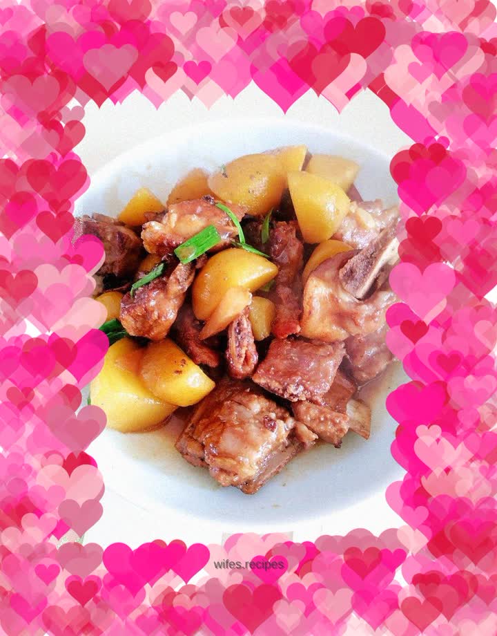 Braised pork ribs