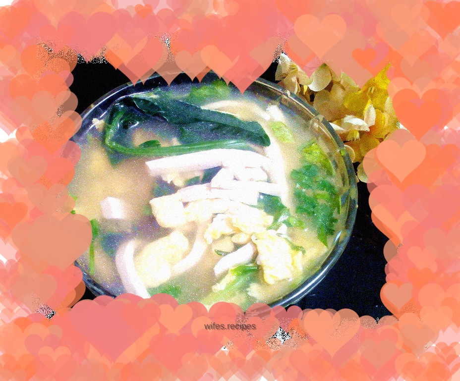 Spinach, egg and tofu soup