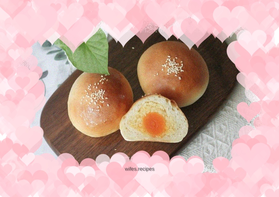 Coconut Soufflé Egg Yolk Bread