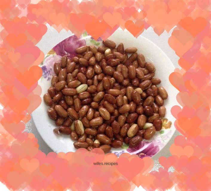 Fried peanuts