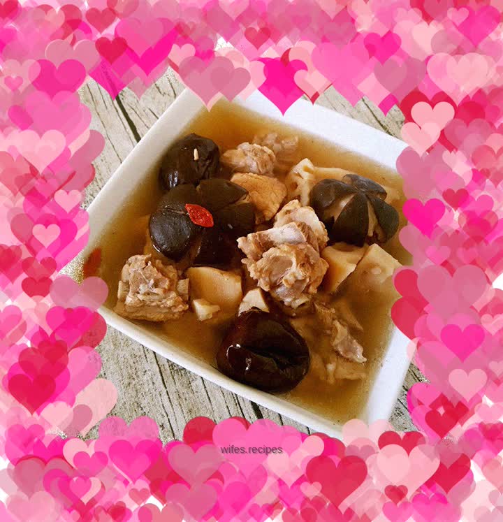 Braised Pork Ribs with Mushrooms and Lotus Roots