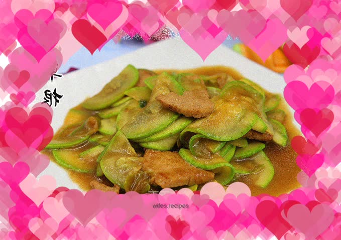 Fried pork with zucchini
