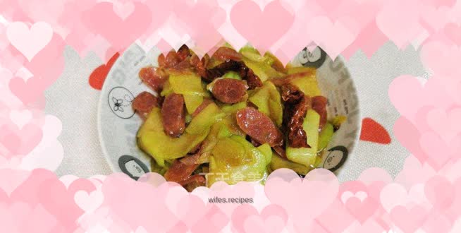 Stir-fried Chayote Sausage