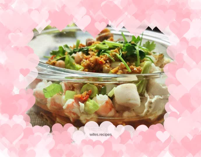 Cold Enoki Mushrooms and Small Seafood