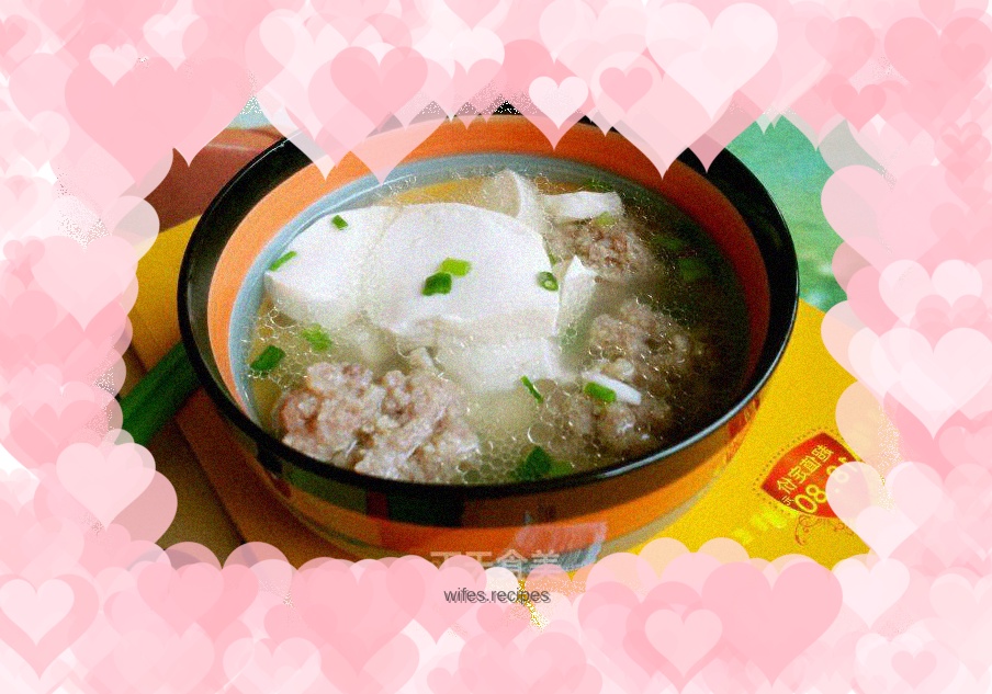 Meatball and tofu soup