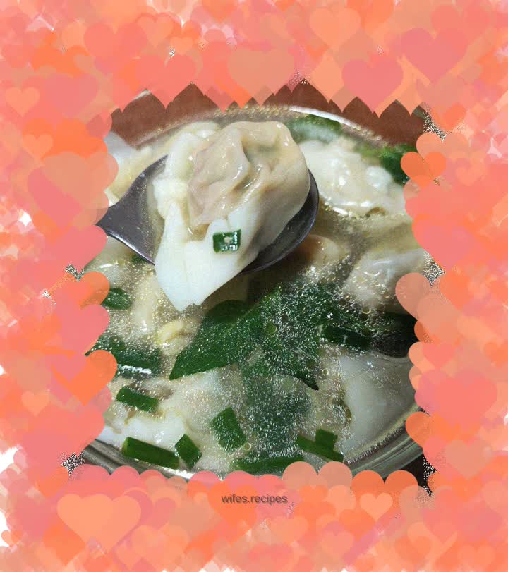 Chicken soup wontons