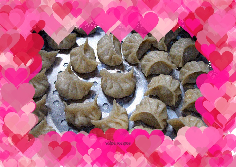 Celery, corn and pork steamed dumplings