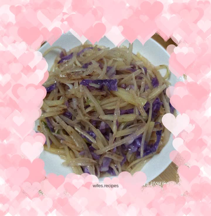 Stir-fried Purple Cabbage and Shredded Potatoes