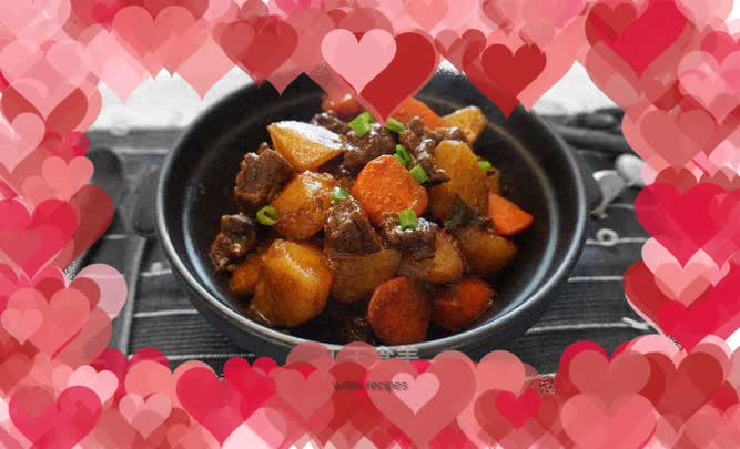 Beef stew with potatoes