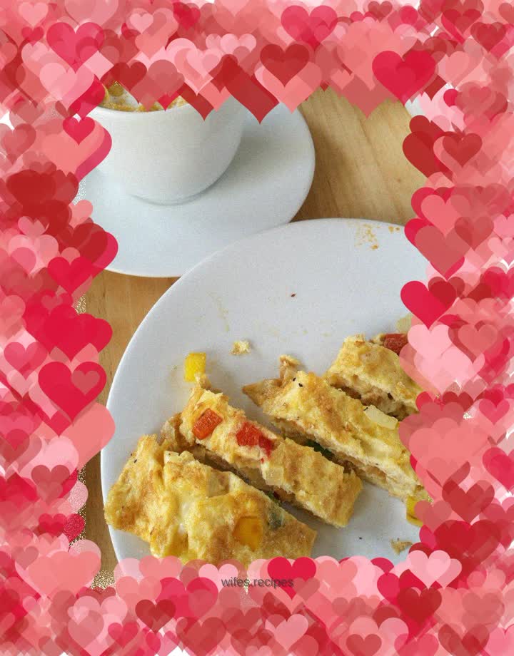 Three-minute quick breakfast - onion and pepper egg pancakes