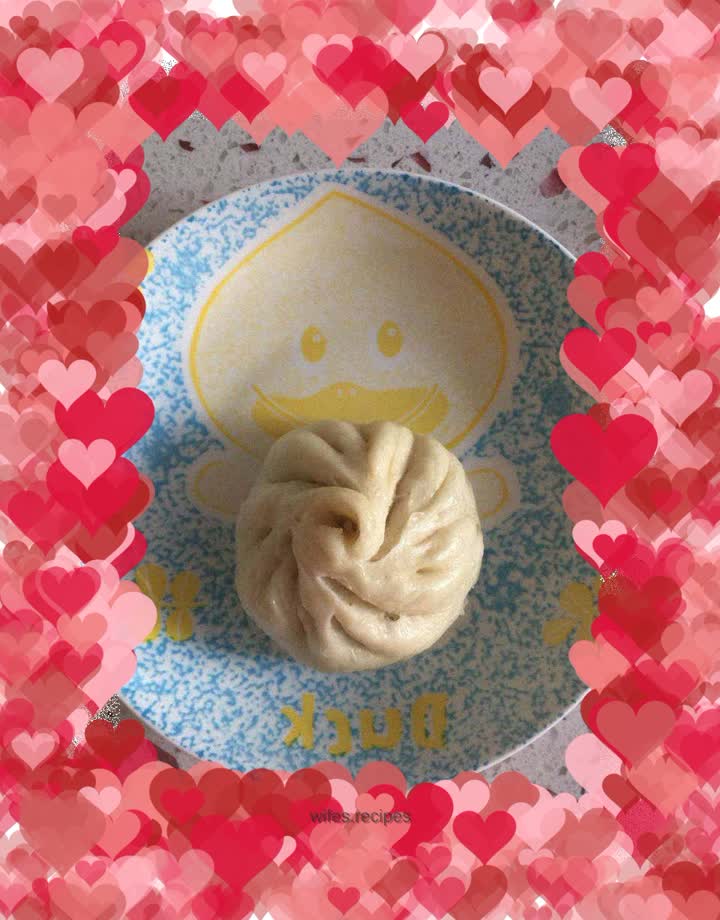 Mushroom and beef buns