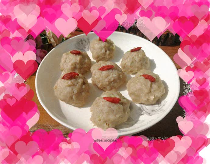Steamed taro meatballs