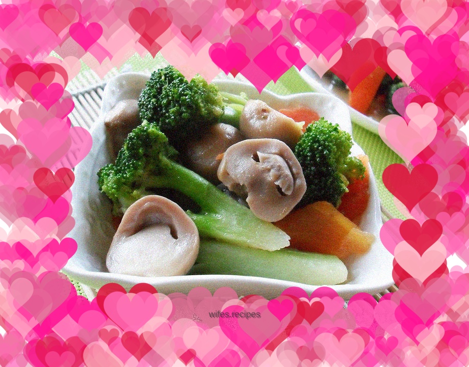 Qijiu Xingxing’s healthy vegetarian dish – stir-fried broccoli with straw mushrooms