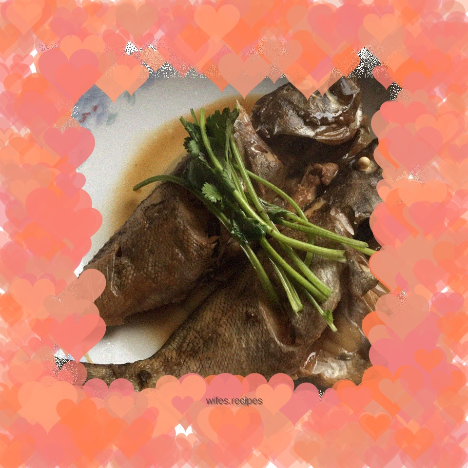 Home-style braised black fish