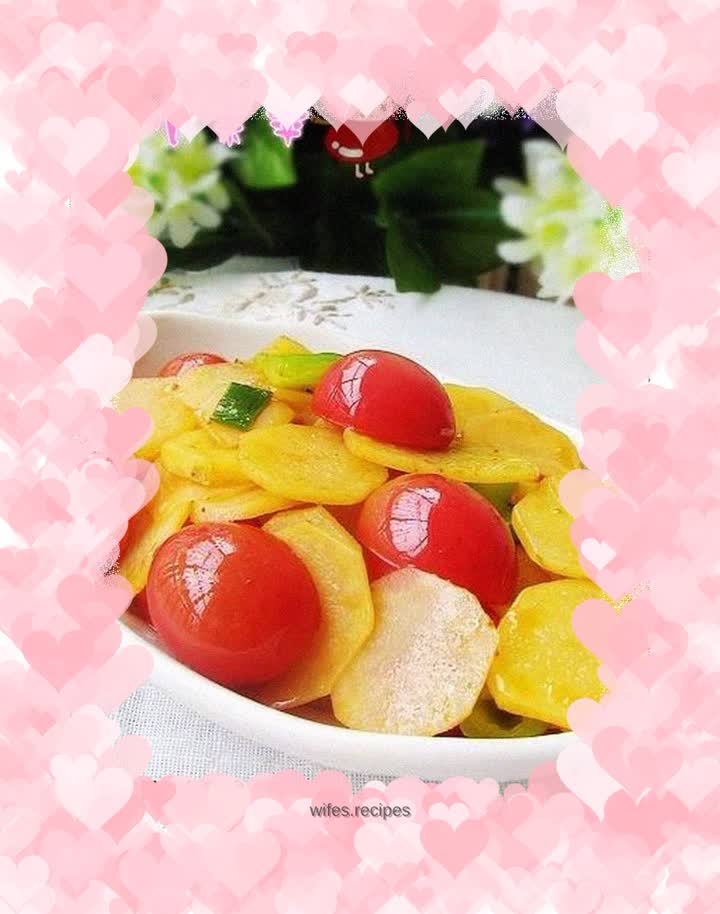 Stir-fried baby potatoes with cherry tomatoes