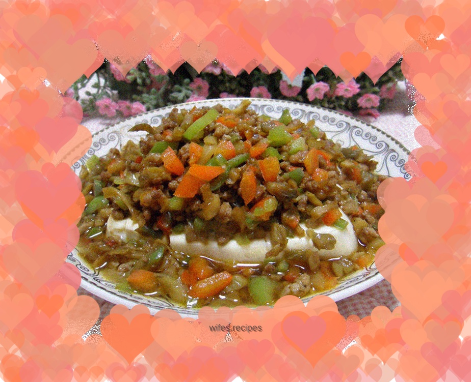 Steamed tofu with mustard mustard and minced meat