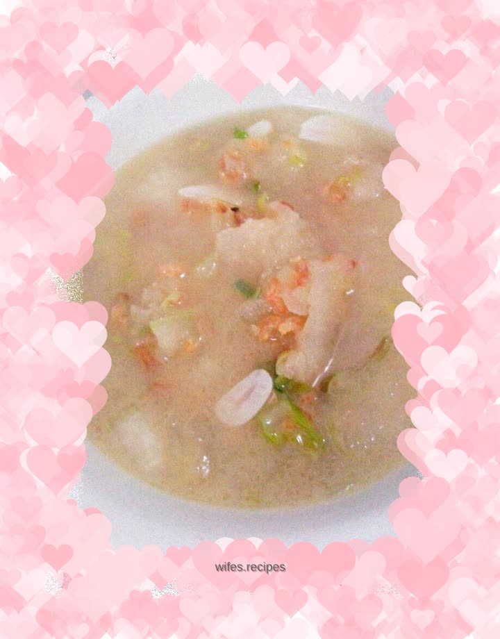 Simple and delicious sea rice and winter melon soup