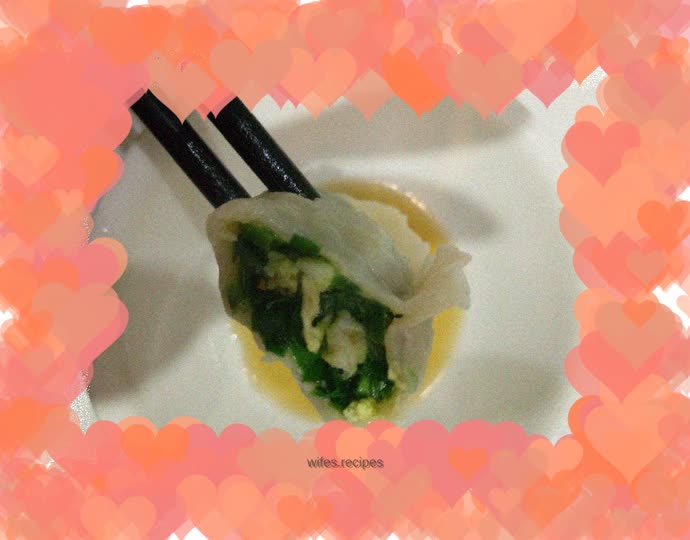 Leek, egg and shrimp dumplings