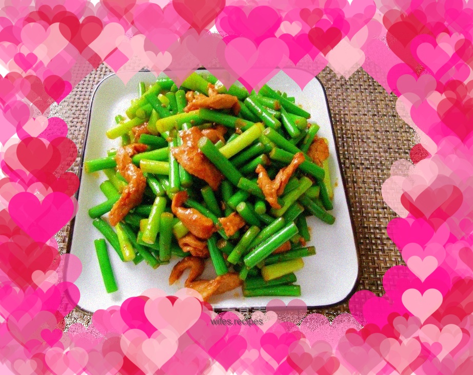Stir-fried pork with garlic