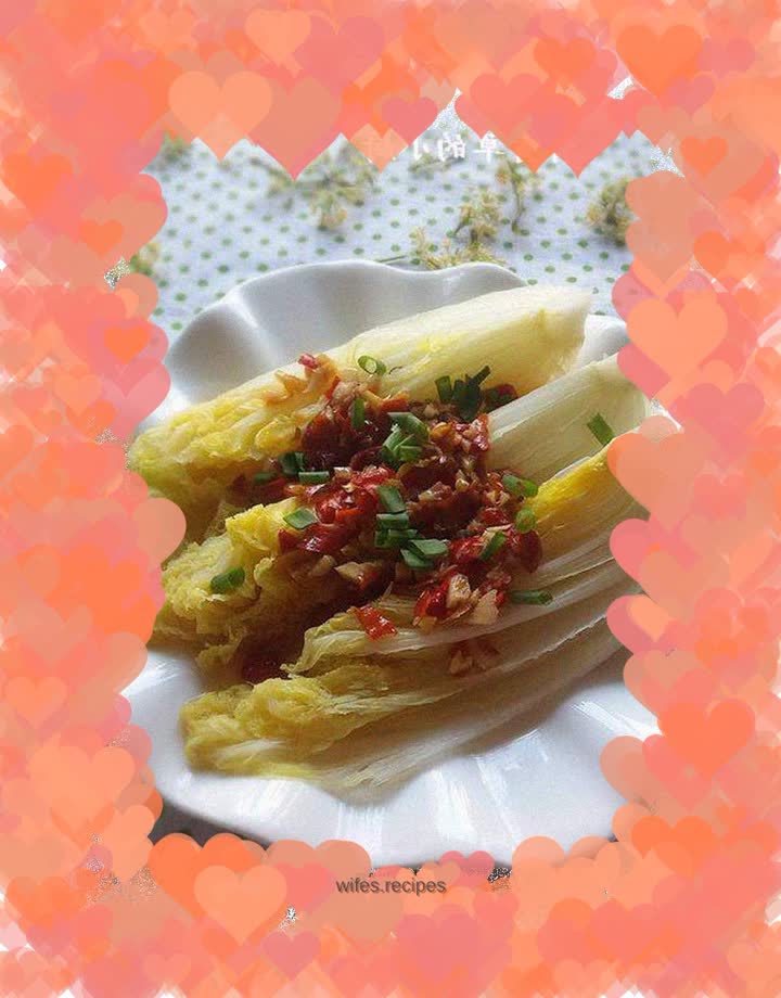 Steamed baby cabbage with chopped pepper