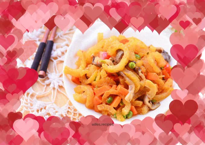 Stir-fried pork rinds with double sauce