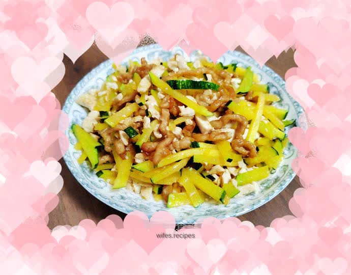 Stir-fried shredded pork with pumpkin and tofu