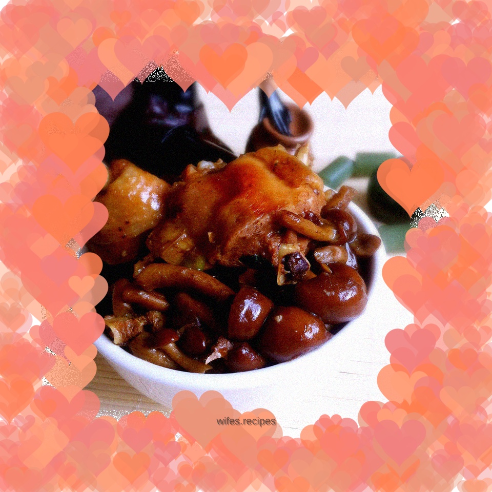 Chicken stewed with mushrooms