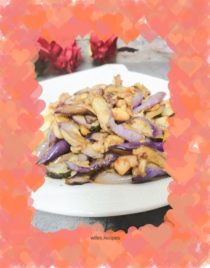 Fried eggplant with salted fish and minced meat