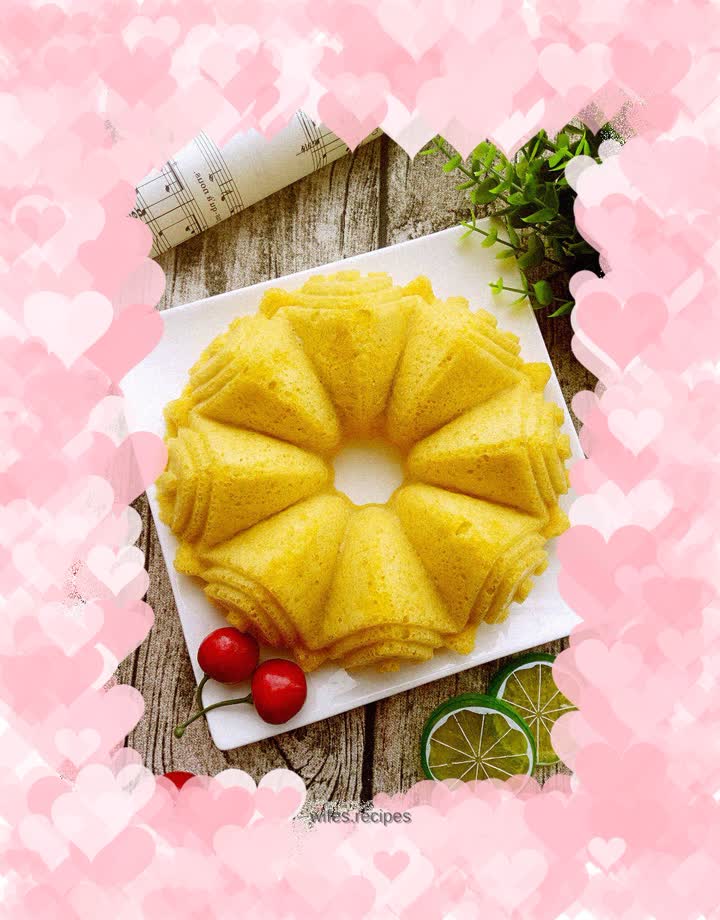 Crown Steamed Cake