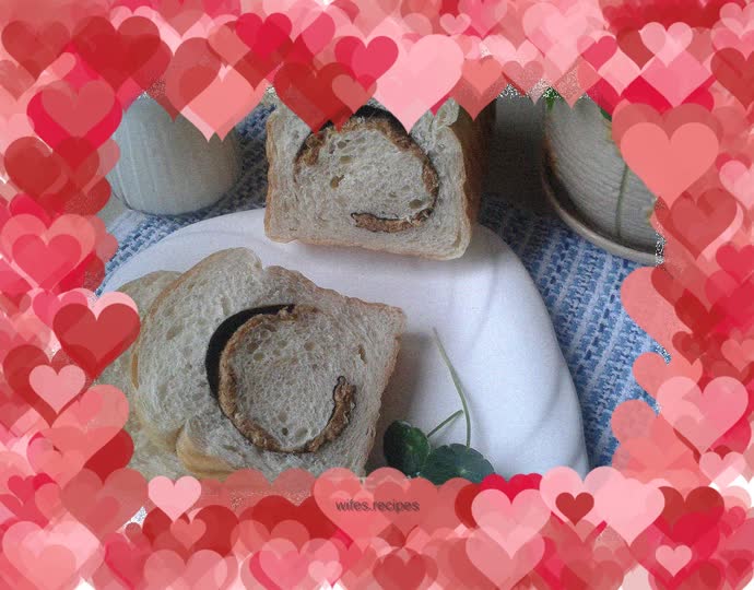 Seaweed and meat floss rolls