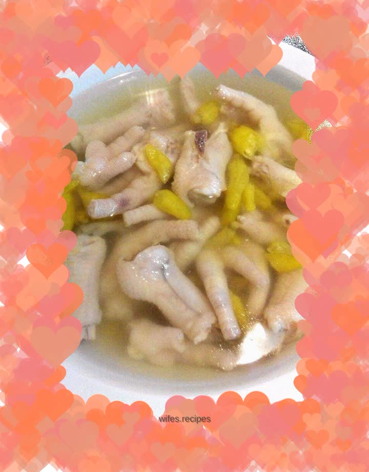 Pickled pepper chicken feet