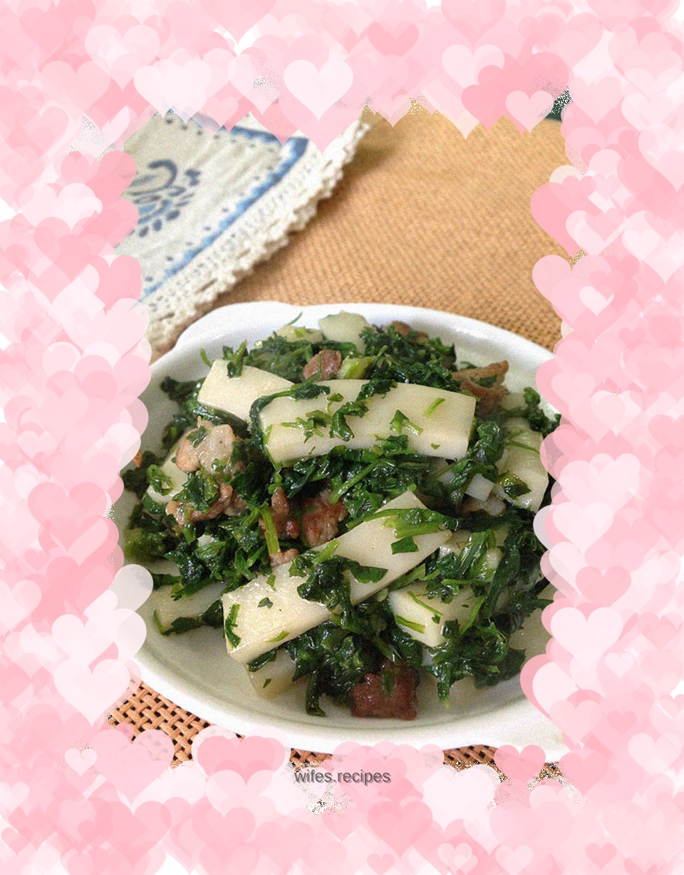 Fried rice cake with shepherd's purse