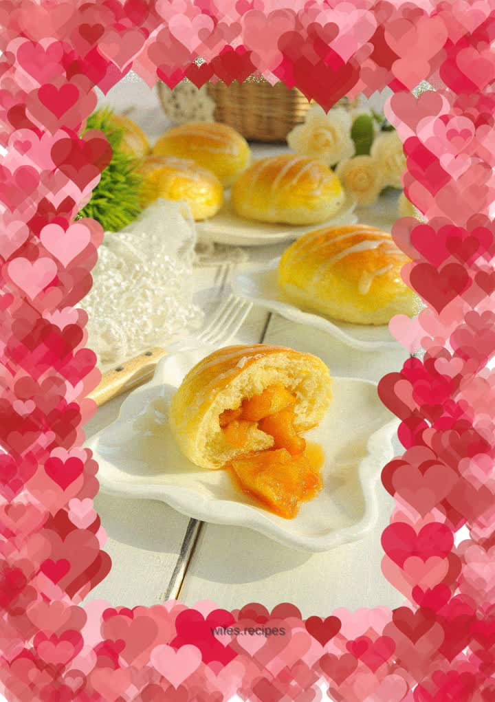 【Caramel Apple Bread】 brings many surprises