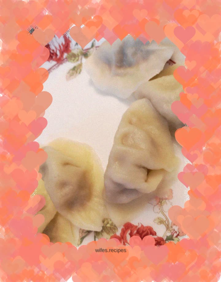 Beef and green onion soup dumplings