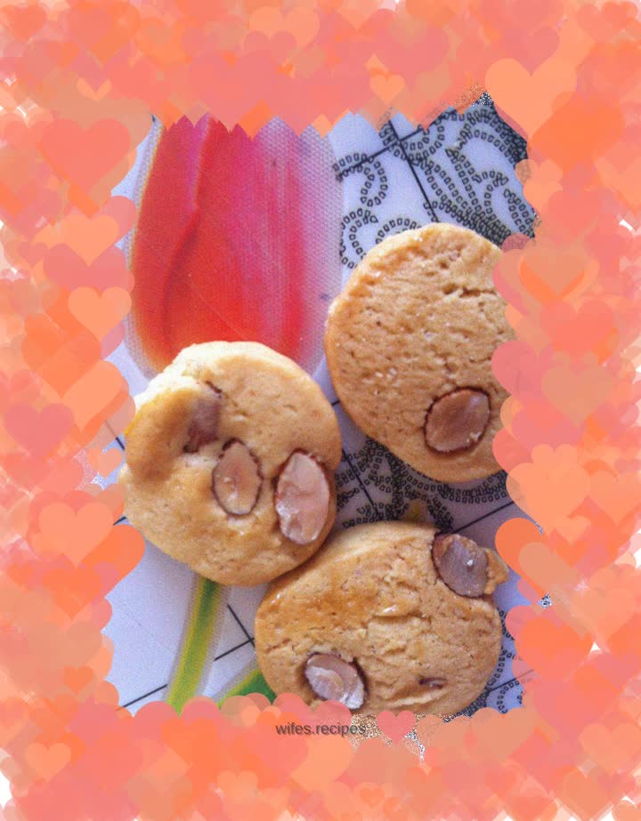 【Sweet and crispy almond cookies】