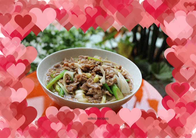 Stir-fried mutton with green onions