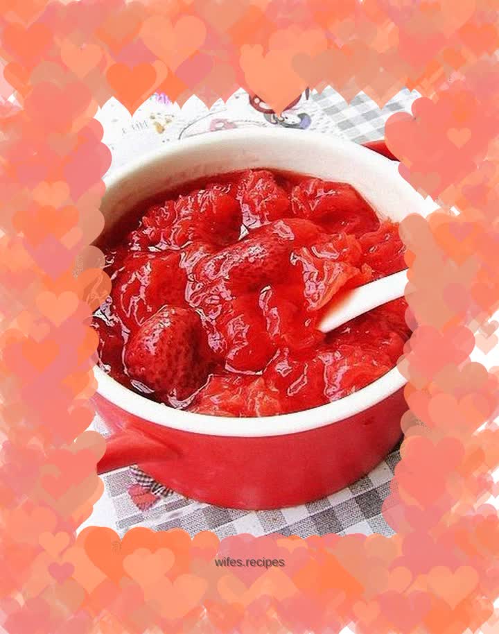 Strawberry Stewed Tremella Fungus