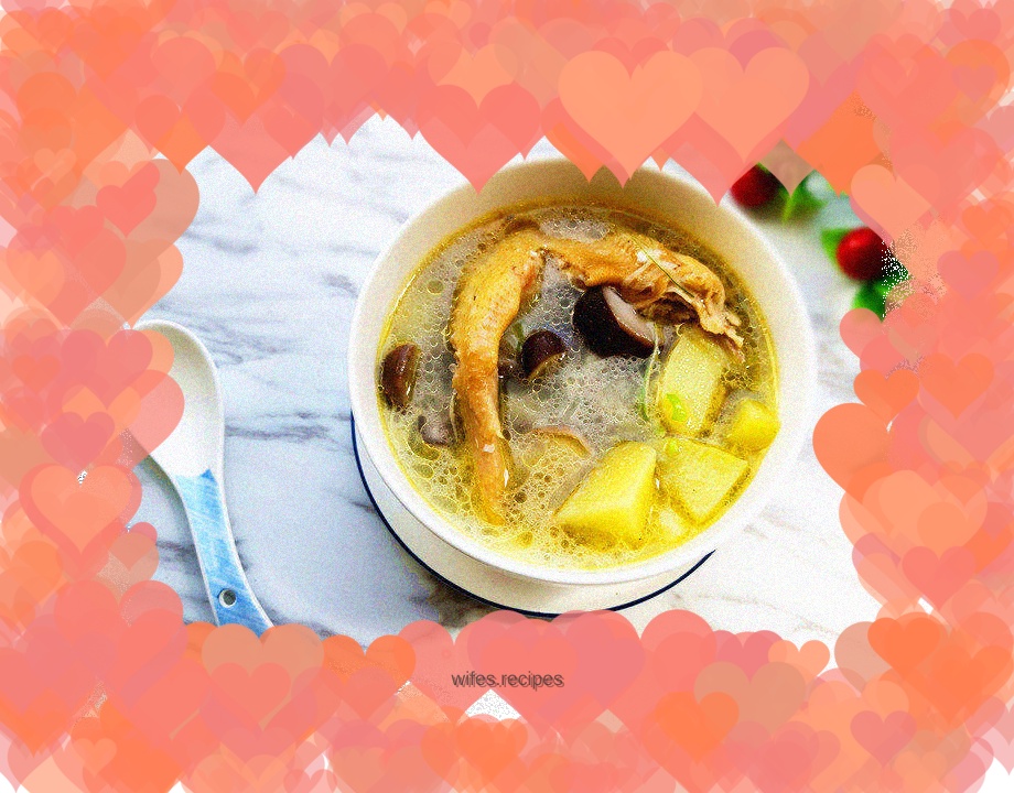 Potato, Mushroom and Chicken Soup