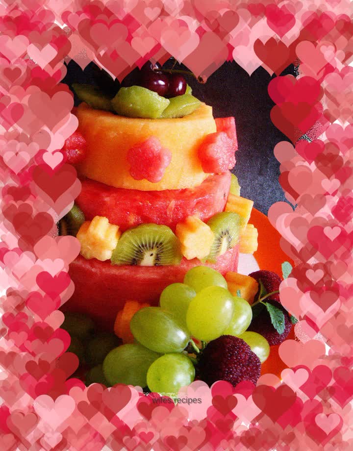 Creative watermelon cake and watermelon platter