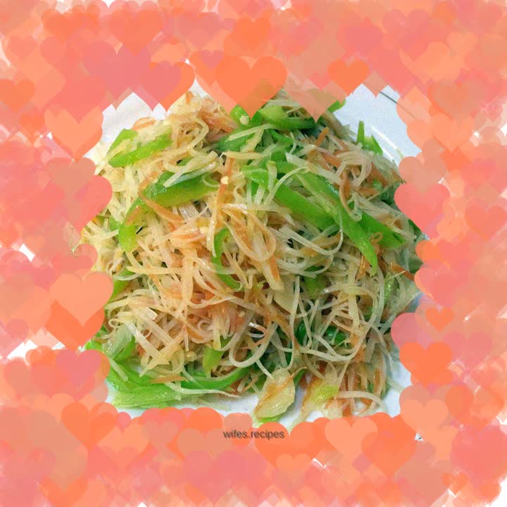 Stir-fried carrots and peppers with shredded potatoes